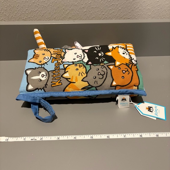 Jellycat London Kitten Tails Crinkle Soft Baby Infant Book Toy Brand New w/ Tags - Picture 3 of 8